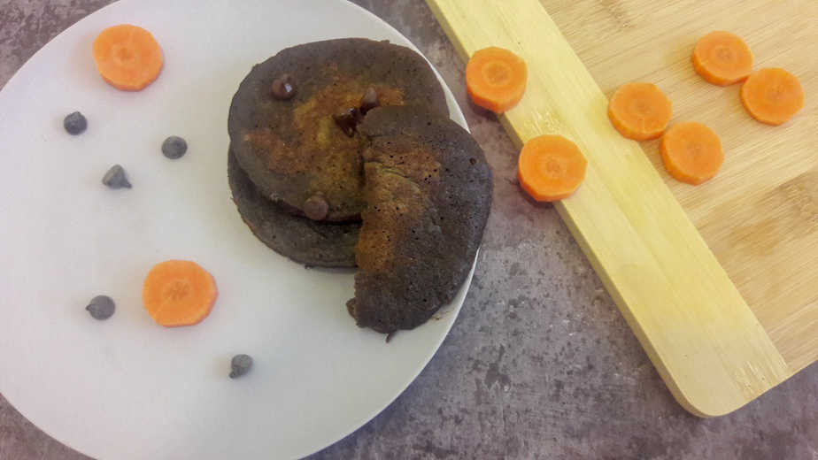 You are currently viewing Chocolate Hidden Vegetable Pancakes (That Actually Taste Good!)