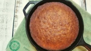 Read more about the article Skillet Banana Bread